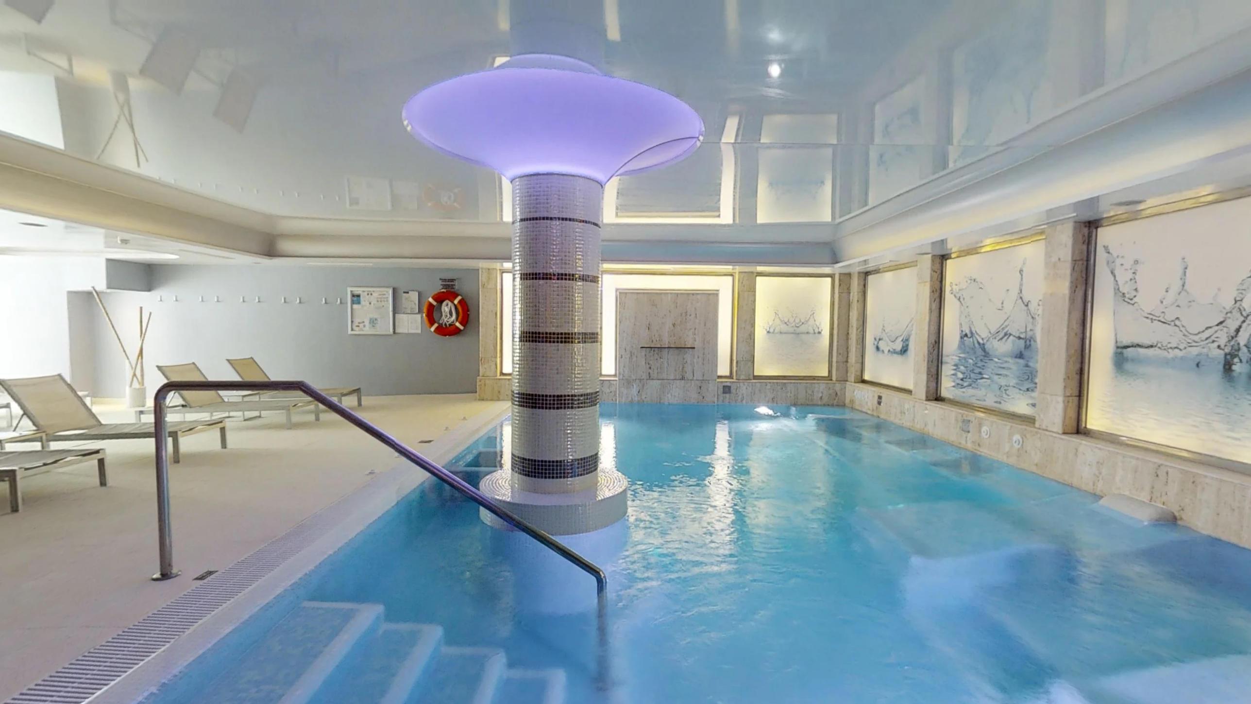 阿雷莎文奇精选精品水疗酒店 贝纳尔马德纳 外观 照片 The swimming pool at the hotel